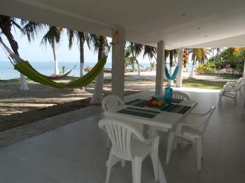 Condominio Milagros Cove�as
