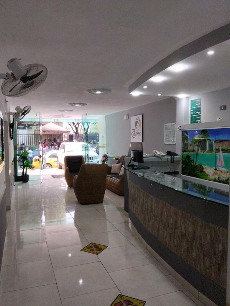 Hotel Restaurante Zhena