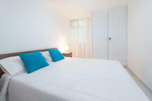 Apartamento Apt 302 A 15min Poblado Y Parque Lleras 3 Hab 2wc!