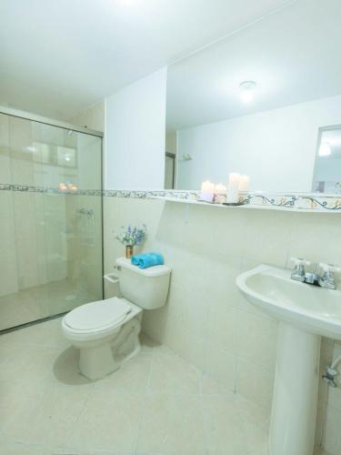 Apartamento Apt 401 A 15min Poblado Y Parque Lleras 3 Hab 2wc!