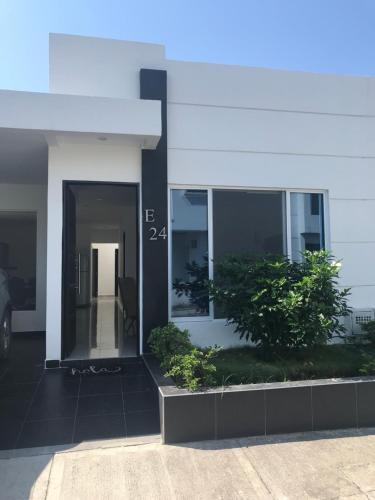 Exclusiva Casa Con Jacuzzi Flandes - Girardot