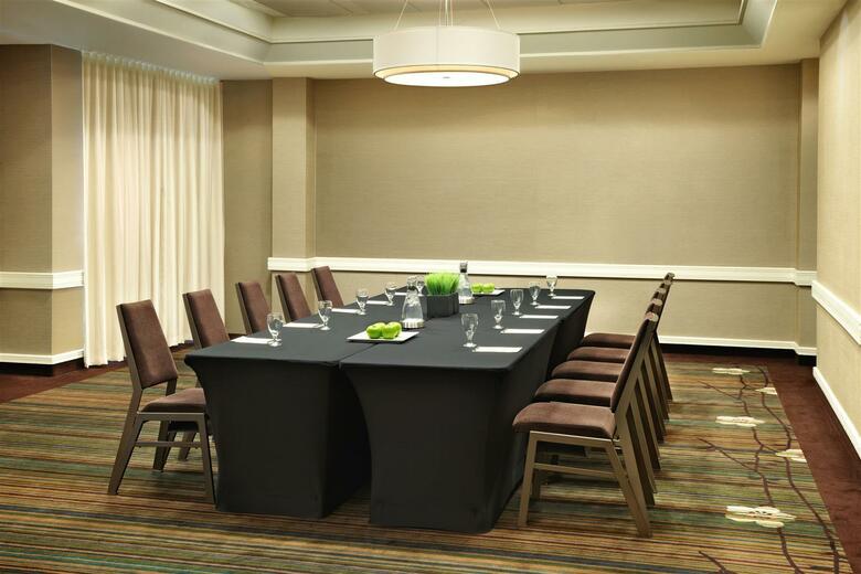 Hotel Sheraton Cavalier Calgary