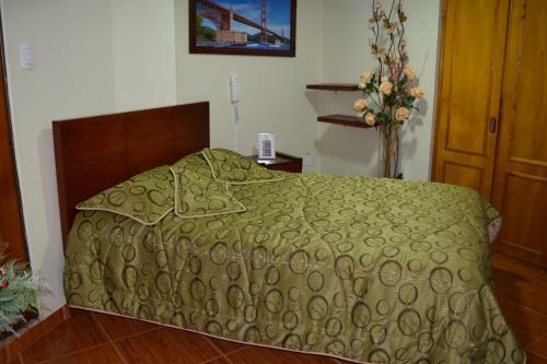 Hotel Reina Isabella