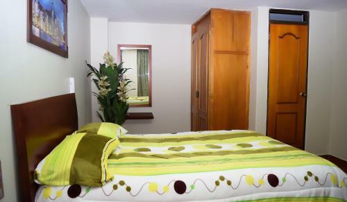 Hotel Reina Isabella