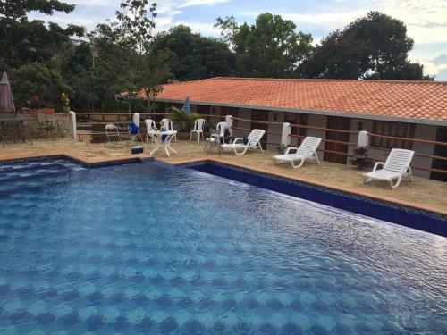 Hotel Santa Clara Mesa De Los Santos