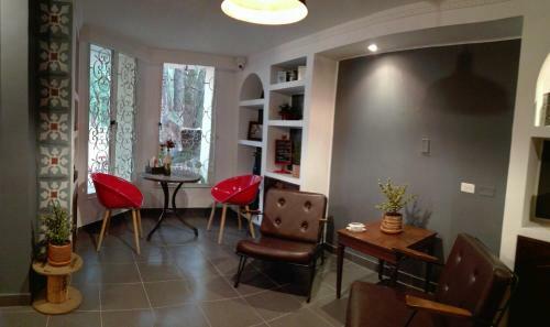 Antique House Hostel