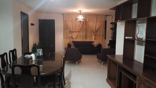 Apartamento Casa Amoblada Para Rentar Cerca Laureles