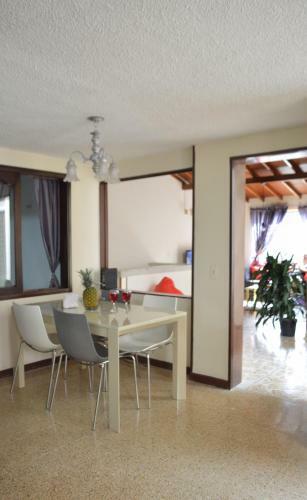 Hostal Rooms In Guesthouse And Perfect Location