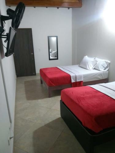 Hotel Gemas San Joaquin 2