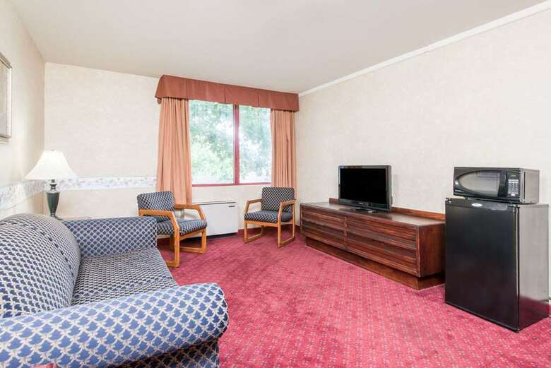 Hotel Howard Johnson - Kitchener Conestoga