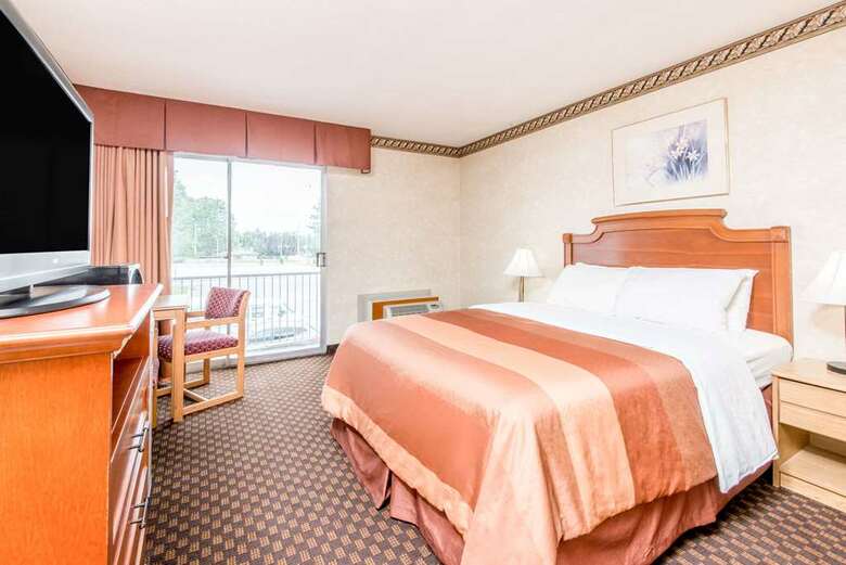 Hotel Howard Johnson - Kitchener Conestoga