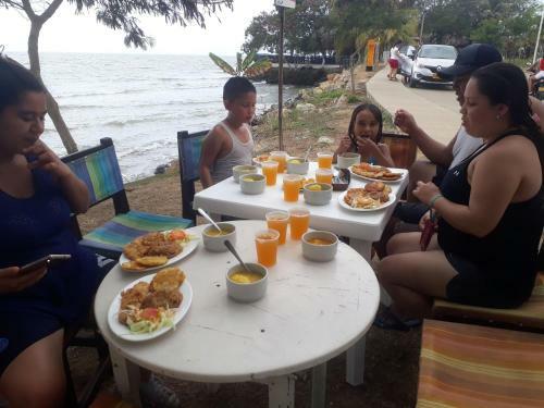 Hostal Casa Hotel Dora Mar