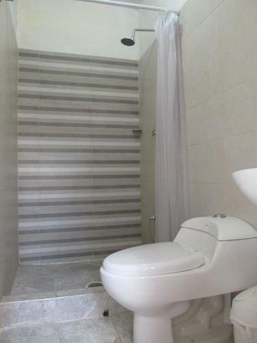 Albergue Hostal Backpackers And Travellers