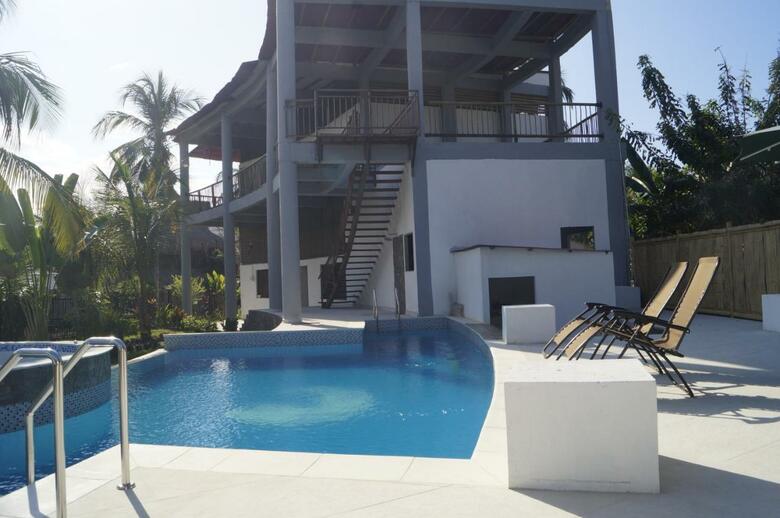 Hotel I Wanna Palomino