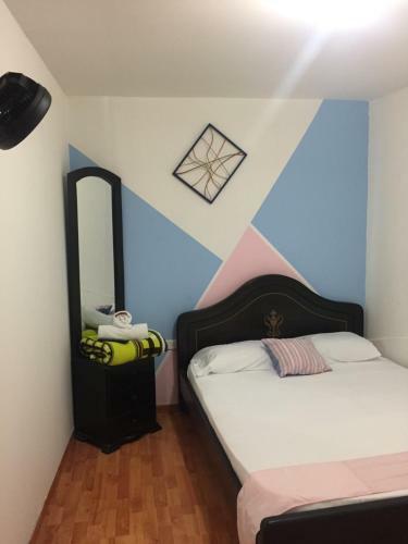 Hotel Yellow Maraya