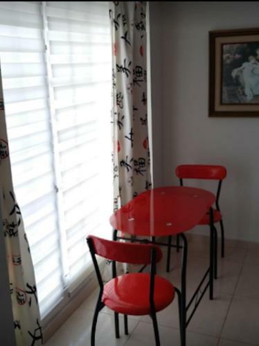 La Colonia Apartahotel