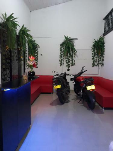 Hostal Apartahotel Albita