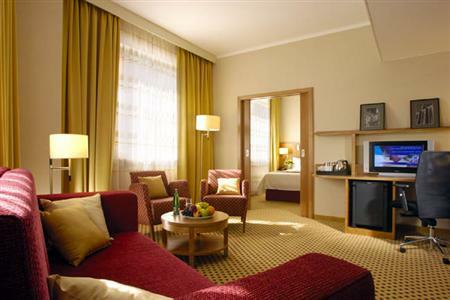 Hotel Courtyard By Marriott Pilsen