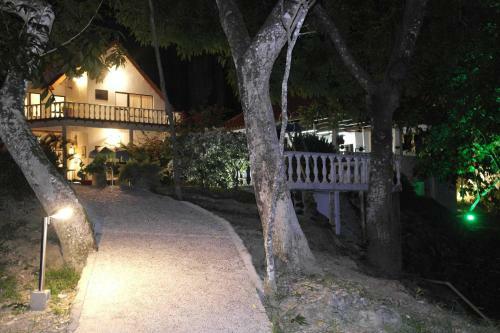 Caba�a En Prado Tolima