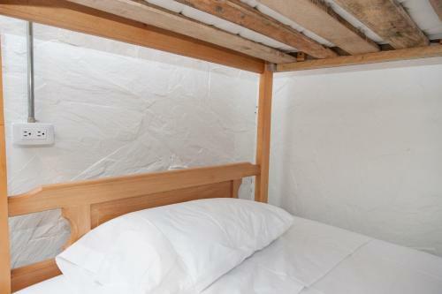 Hostal Les Balcons Hostel
