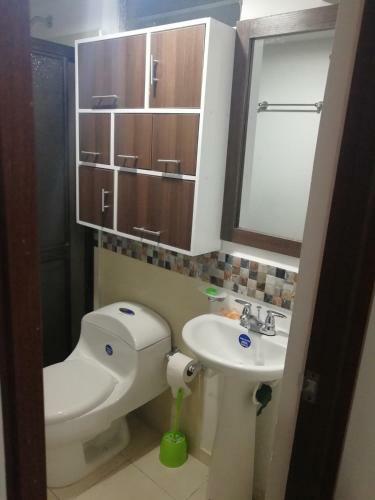 Apartamento C�modo Con Vista Excelente De La Ciudad