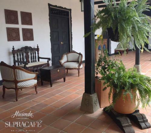Hotel Hacienda Supracafe