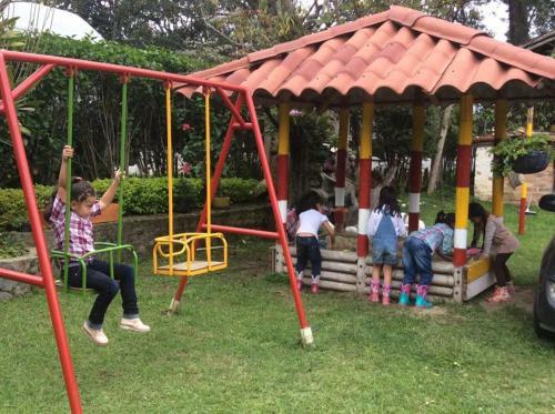 Posada Los Guaduales Ecoparque