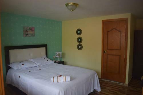 Hotel Hostal La Divisa