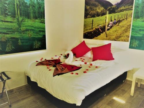 Hotel La Tia Emiss