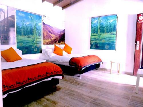 Hotel La Tia Emiss