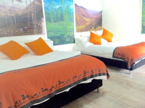 Hotel La Tia Emiss