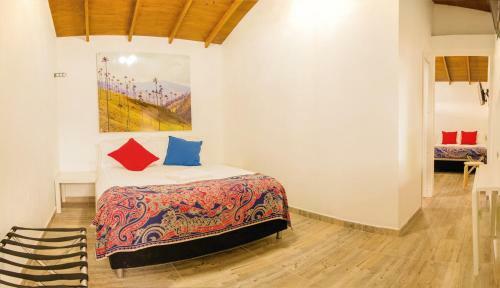 Hotel La Tia Emiss