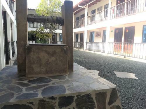 Hotel La Tia Emiss