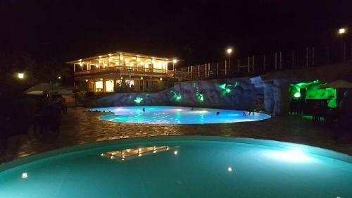 Lodge Ixupark Piscinas Climatizadas