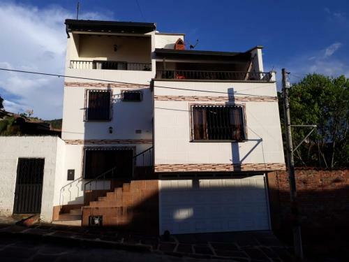 La Casa De La Luna Llena