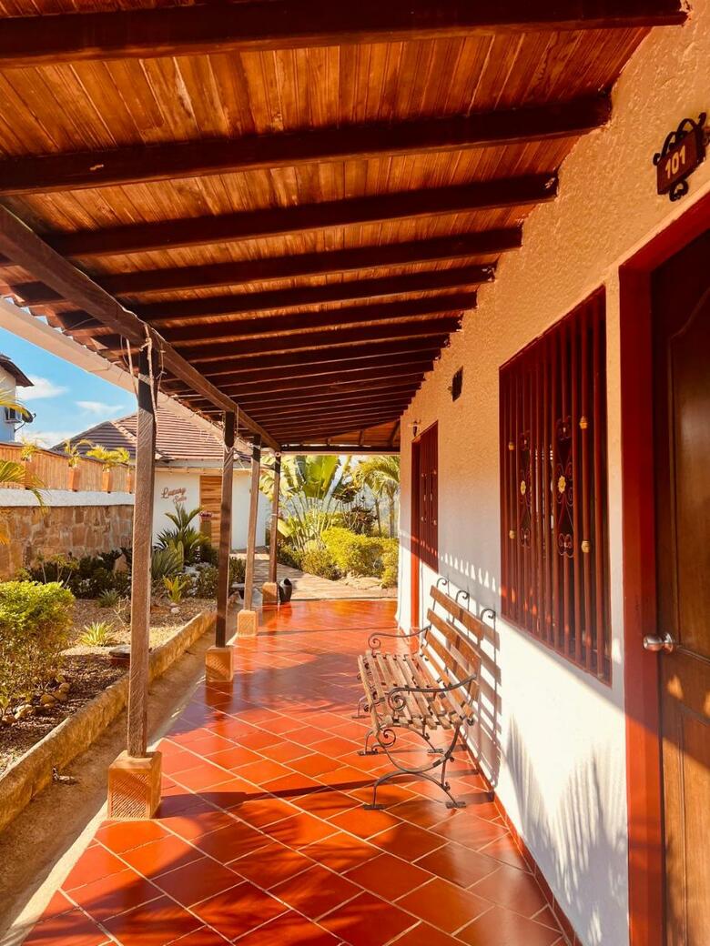 Hotel Campestre Palmas Del Zamorano