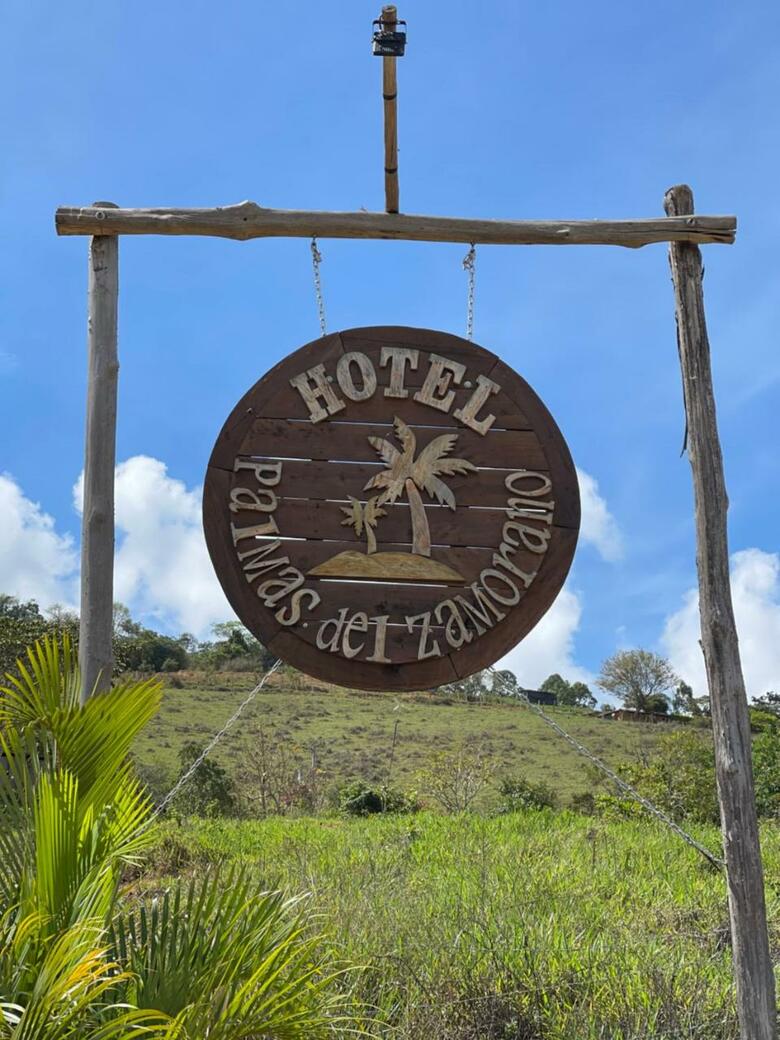 Hotel Campestre Palmas Del Zamorano