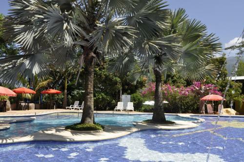 Las Grutas Eco Hotel