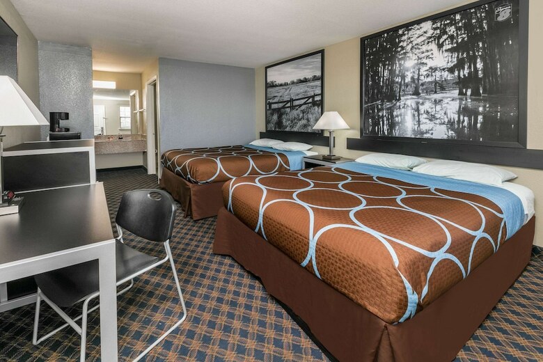 Hotel Super 8 Arlington/sw