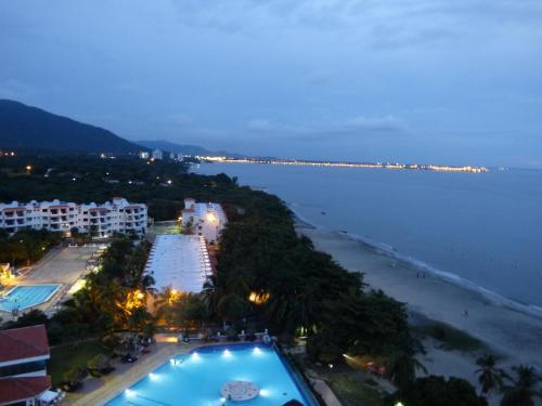 Apartamento Costa Azul Suites 906