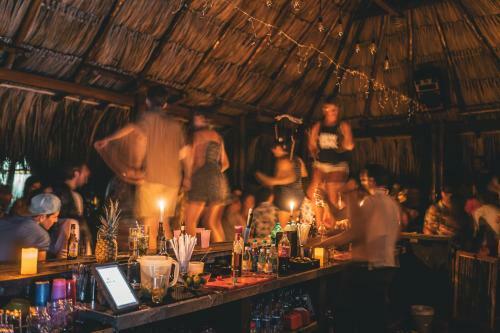 Albergue Los Hermanos Beach Hostal