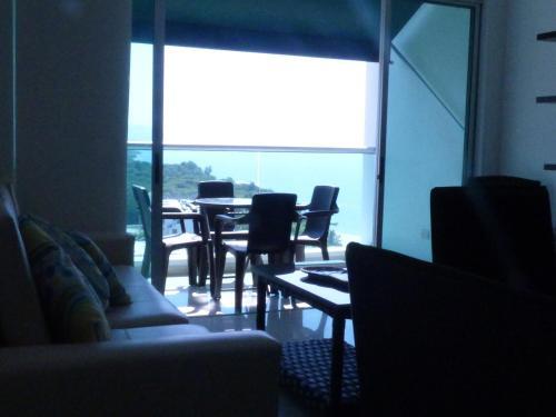 Apartamento Costa Azul Suites 905