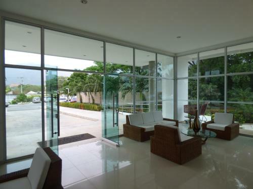 Apartamento Costa Azul Suites 905