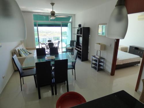 Apartamento Costa Azul Suites 905