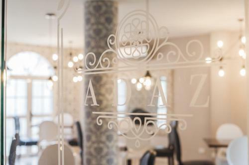Adaz Hotel