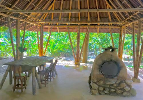 Hostal Zendukua Ecolodge - Manantial River