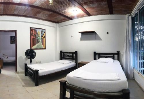 Aparta-estudios Taganga