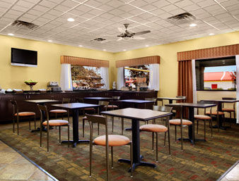 Hotel Days Inn Charleston East
