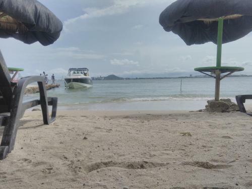 Hostal Paraiso Beach
