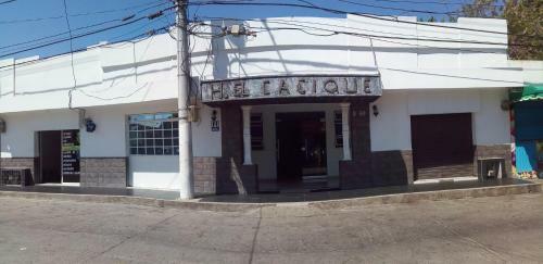 Albergue Hotel El Cacique Centro